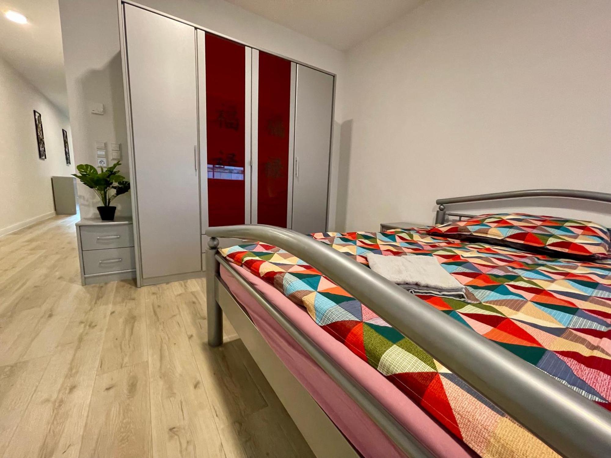 Neu Goldstadt Wunderschoenes 2 Zimmer Apartament Schloessle Zentrum Pforzheim Exterior photo